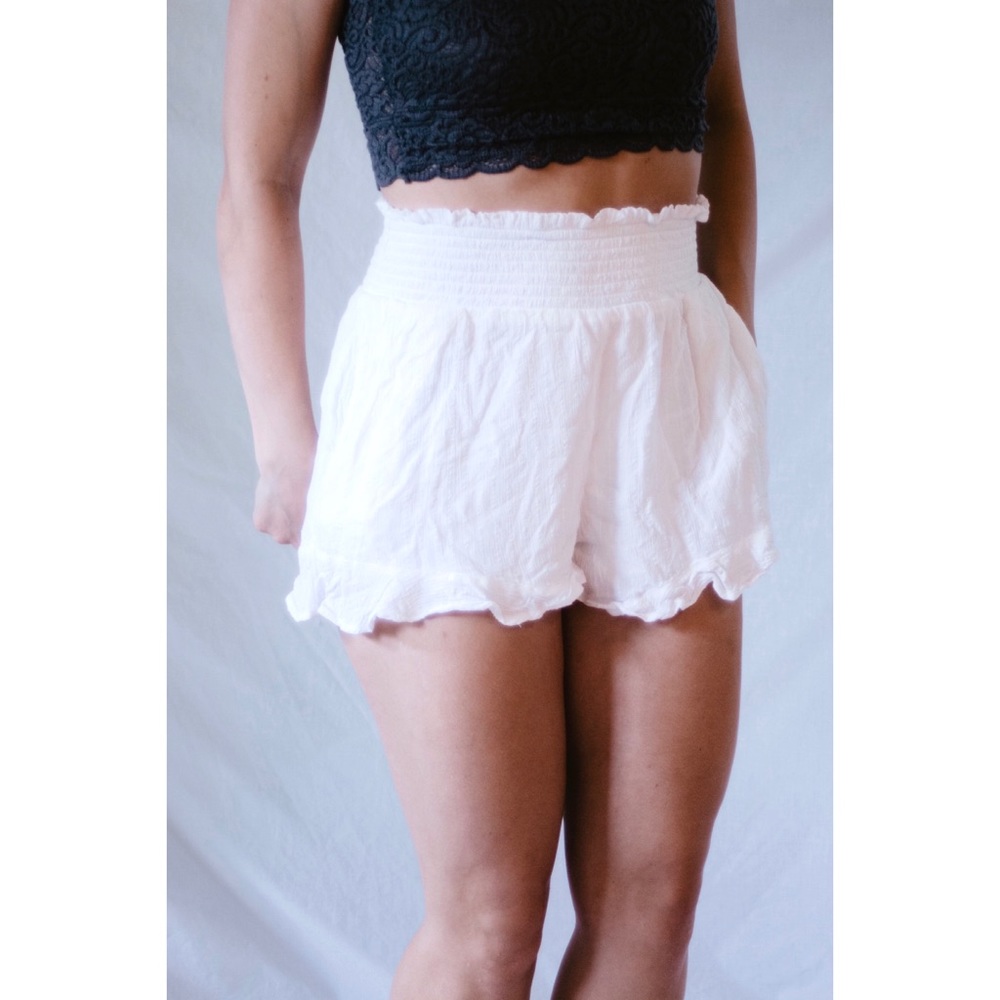 American Eagle White Shorts